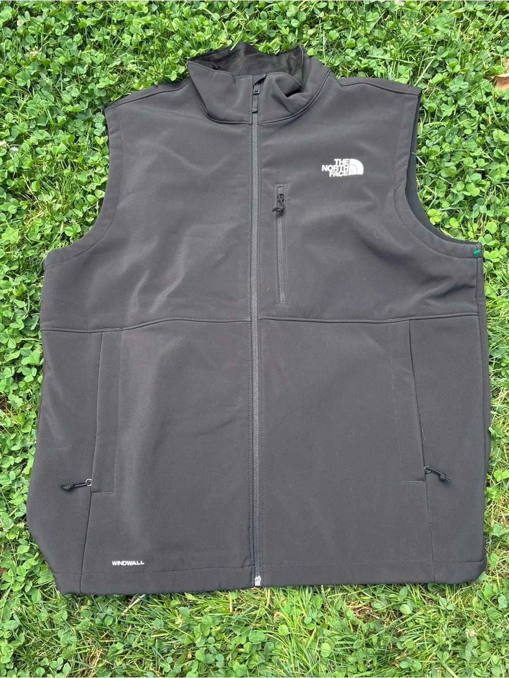 The North Face Men’s Black WindWall Softshell Vest